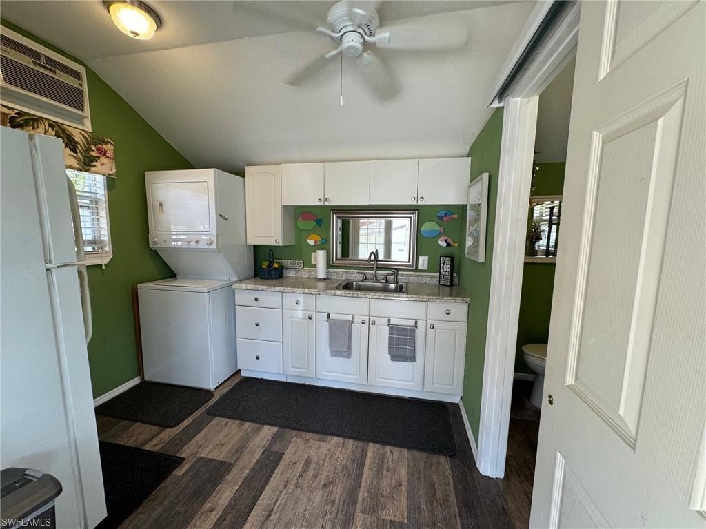 RIVERBEND MOTORCOACH RESORT - Land