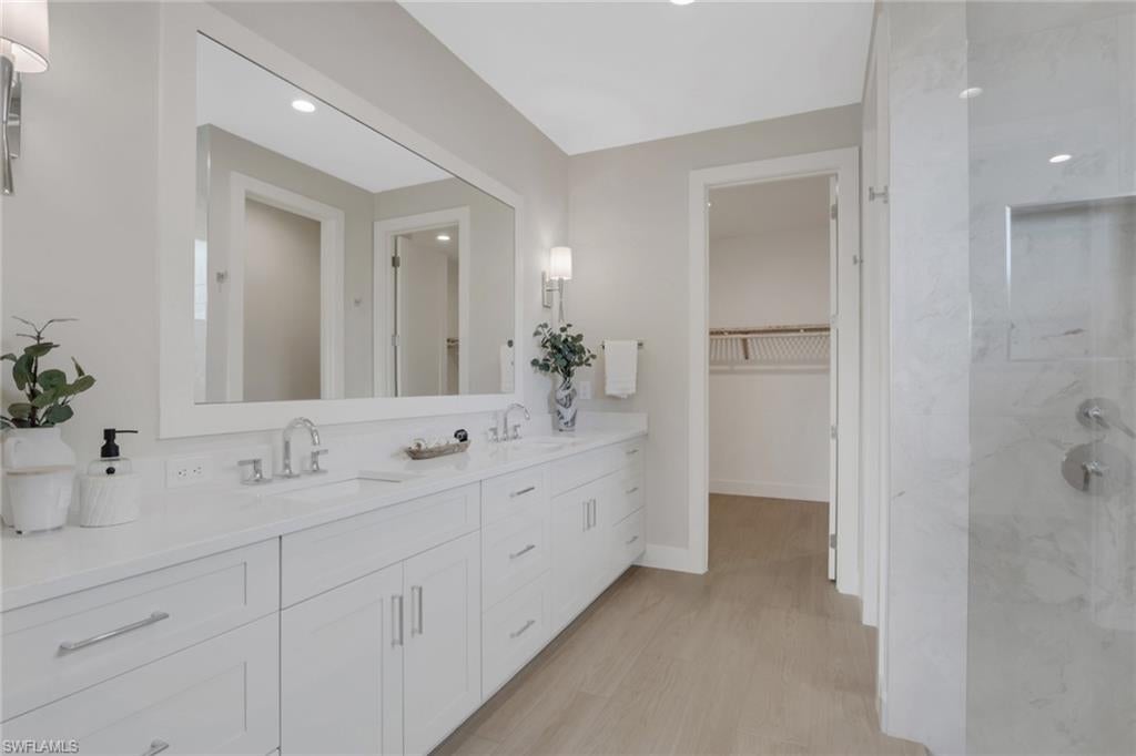 NAPLES PARK - Residential