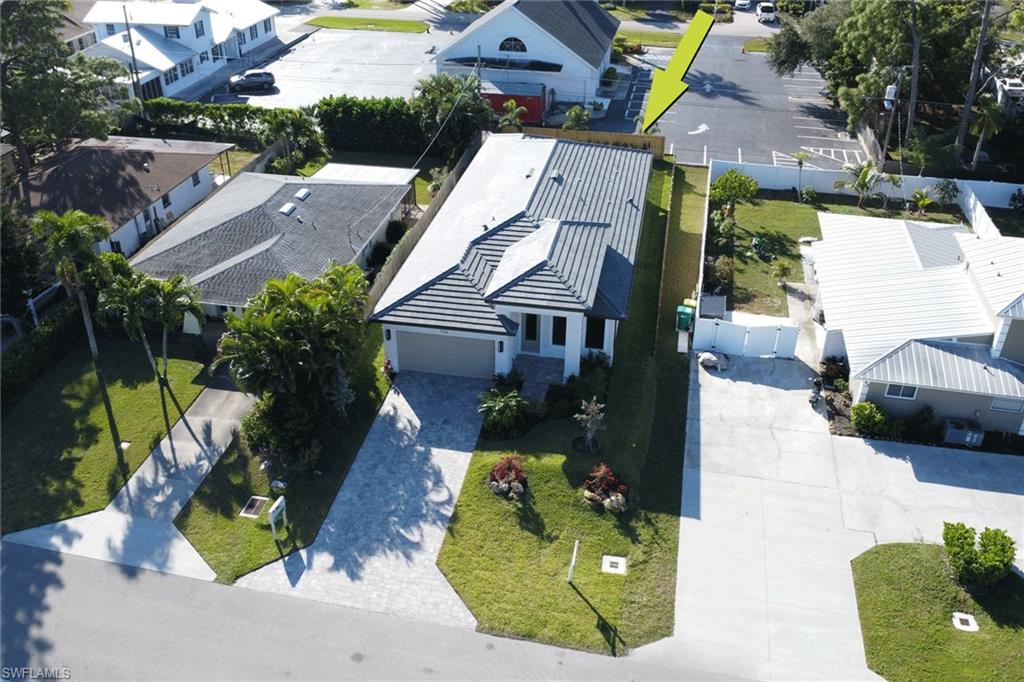 NAPLES PARK - Residential