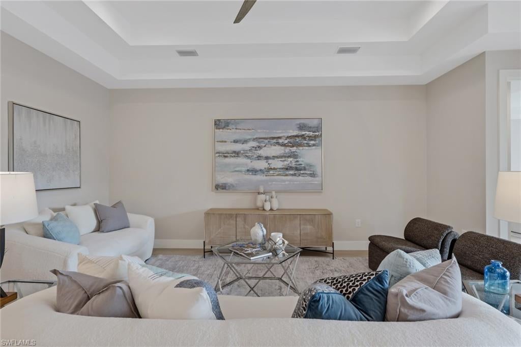 NAPLES PARK - Residential