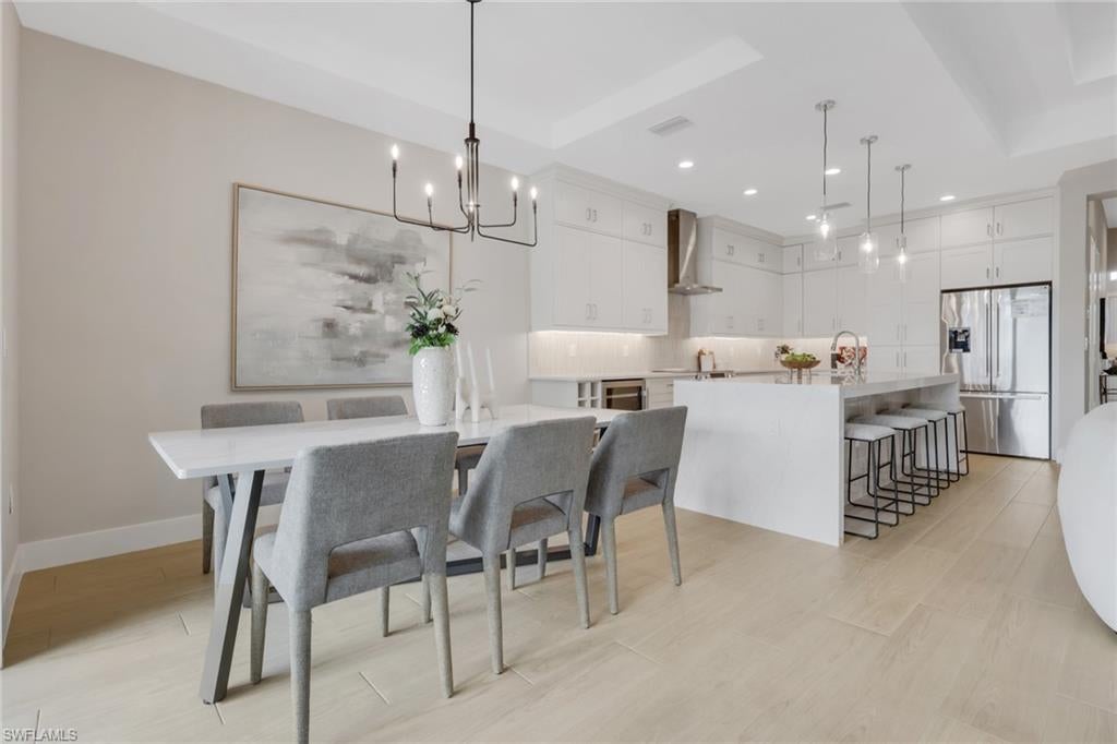 NAPLES PARK - Residential