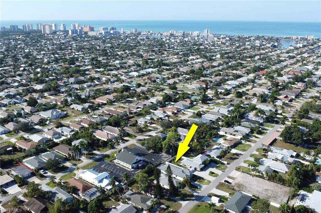 NAPLES PARK - Residential