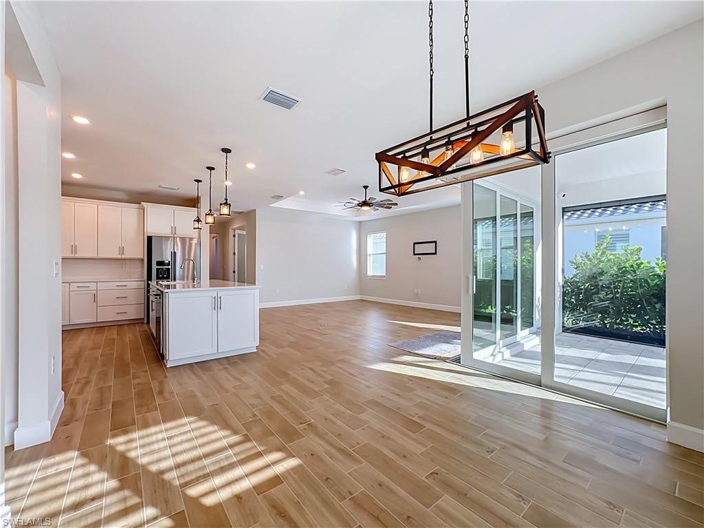 DEL WEBB OAK CREEK - Residential