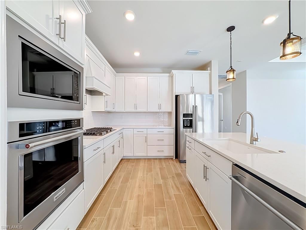 DEL WEBB OAK CREEK - Residential