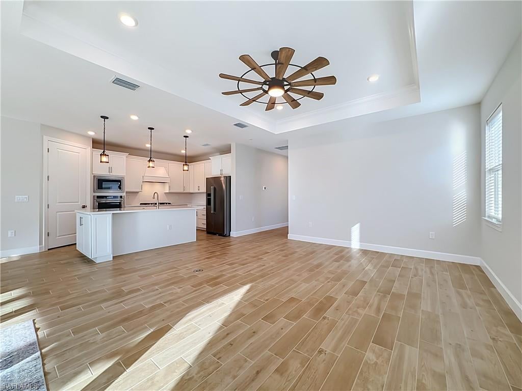 DEL WEBB OAK CREEK - Residential