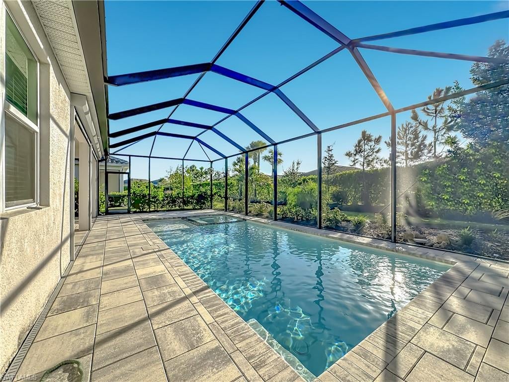 DEL WEBB OAK CREEK - Residential