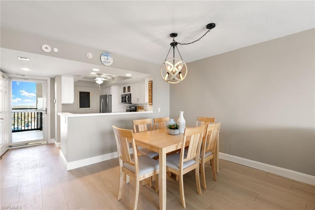 CAPER BEACH CLUB - Residential