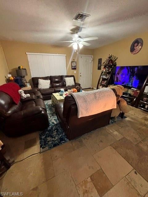 NAPLES MANOR - Residential