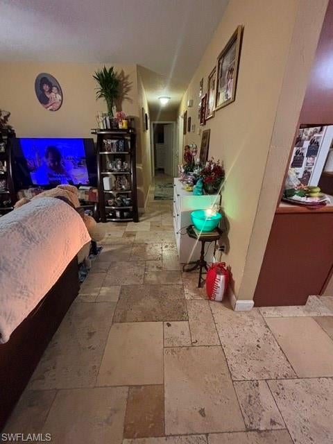 NAPLES MANOR - Residential