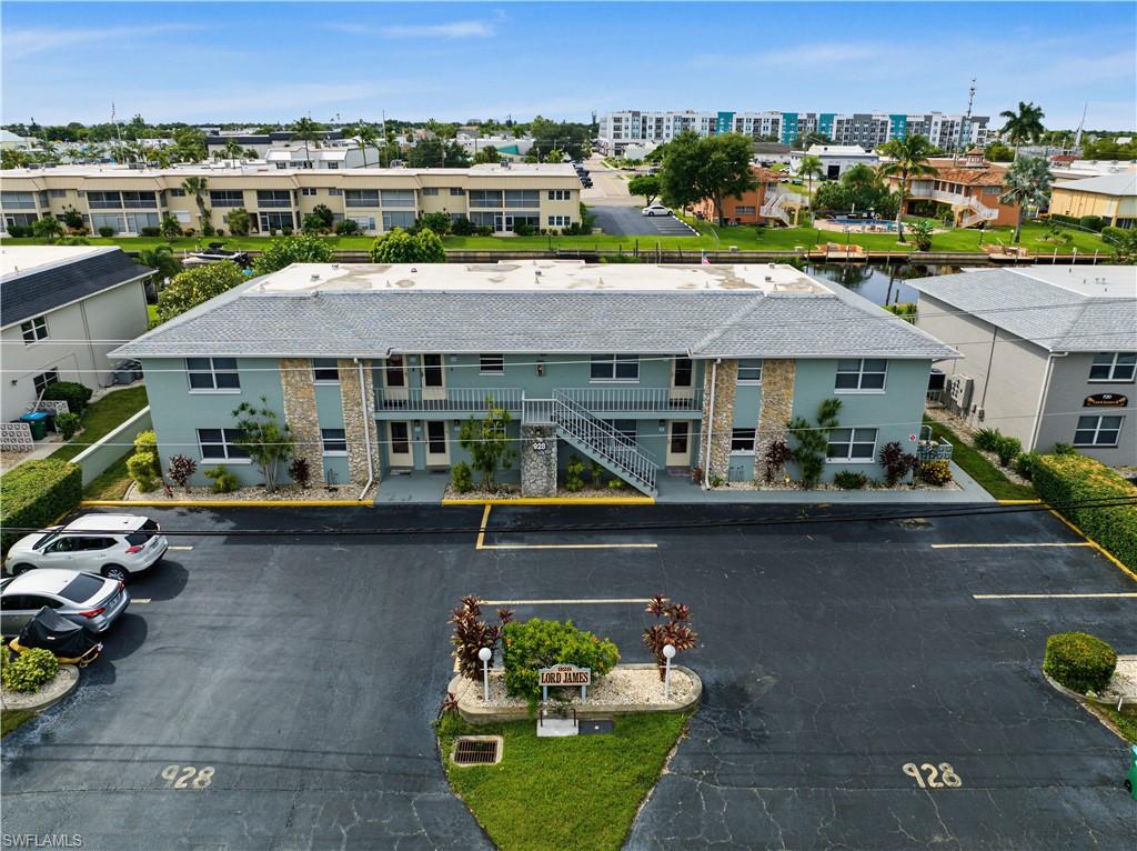 LORD JAMES CONDO - Residential