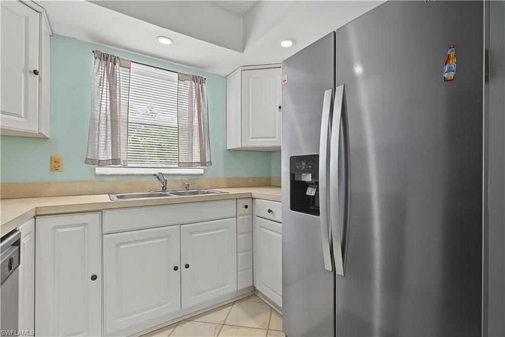 LORD JAMES CONDO - Residential