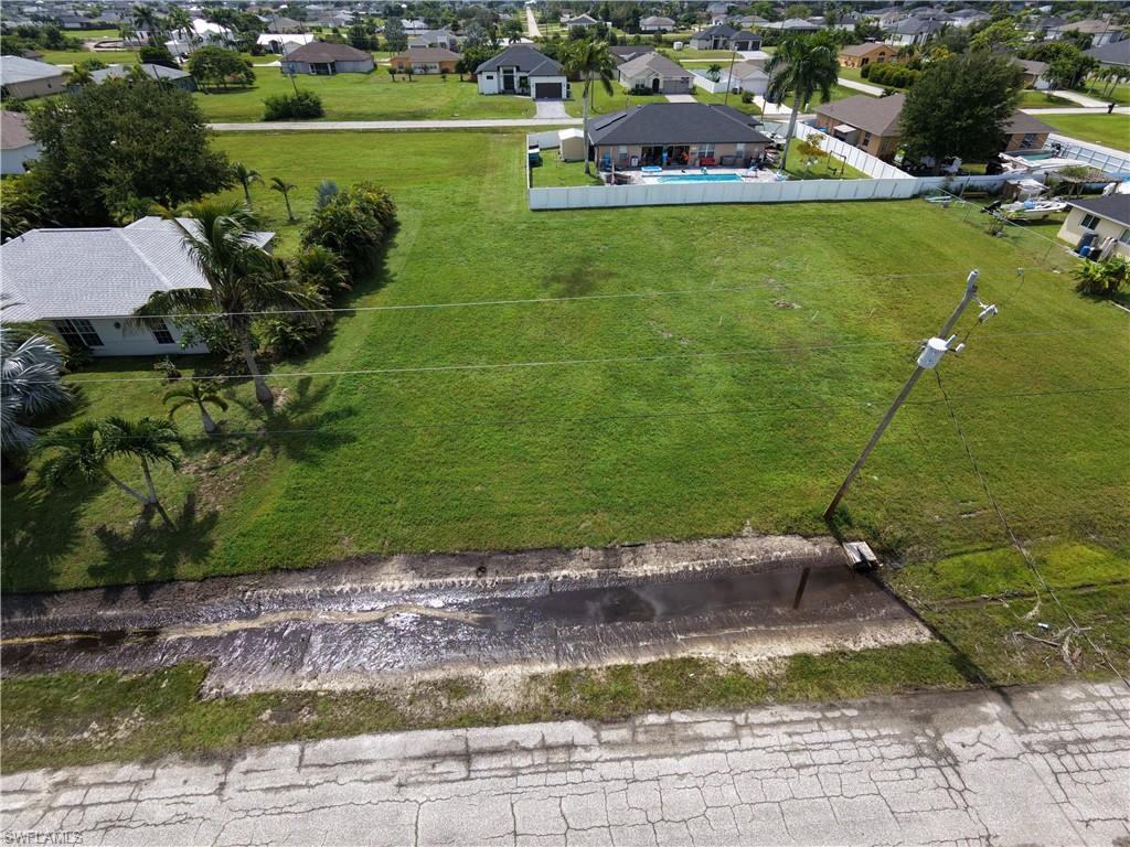 CAPE CORAL - Land