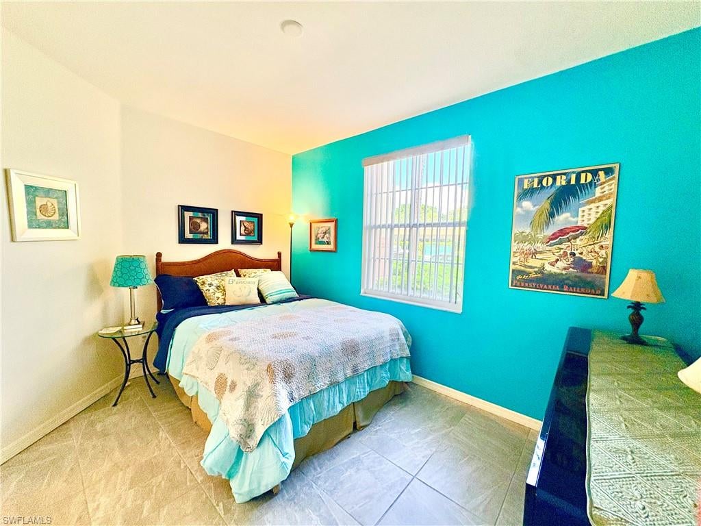 FAIRWAY VILLAS - Residential Lease