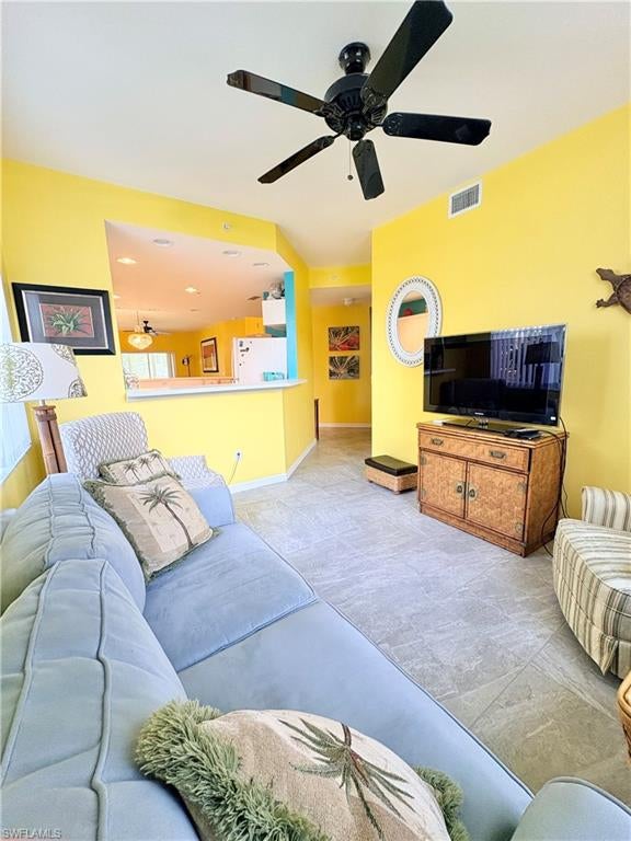 FAIRWAY VILLAS - Residential Lease