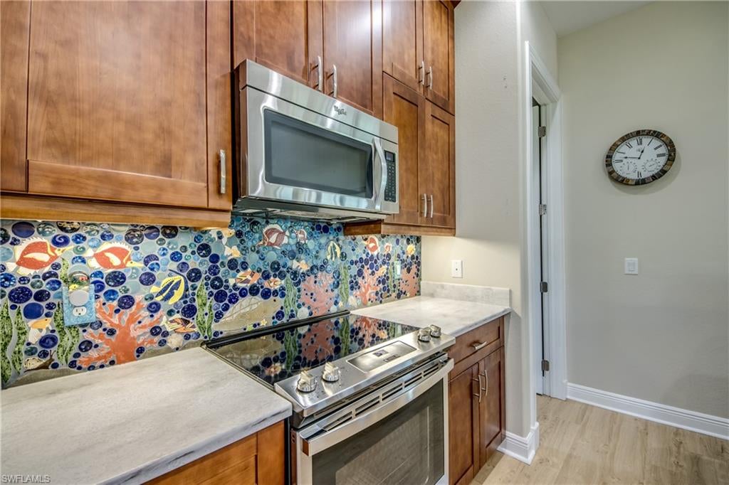 CHARLOTTE SHORES - Residential