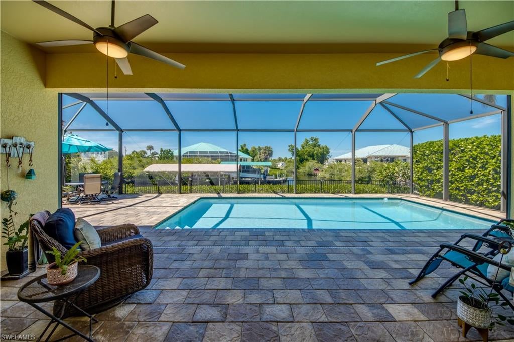 CHARLOTTE SHORES - Residential