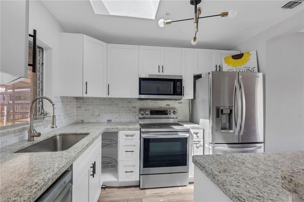 PORT CHARLOTTE - Residential