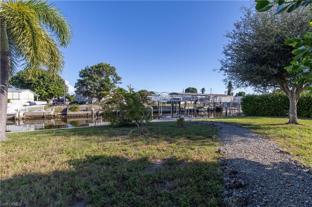 FLAMINGO BAY - Residential