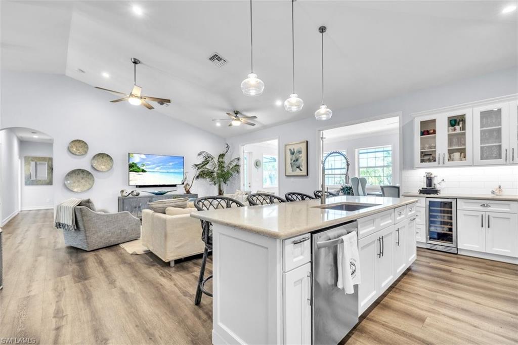 BELLE MEADE - Residential