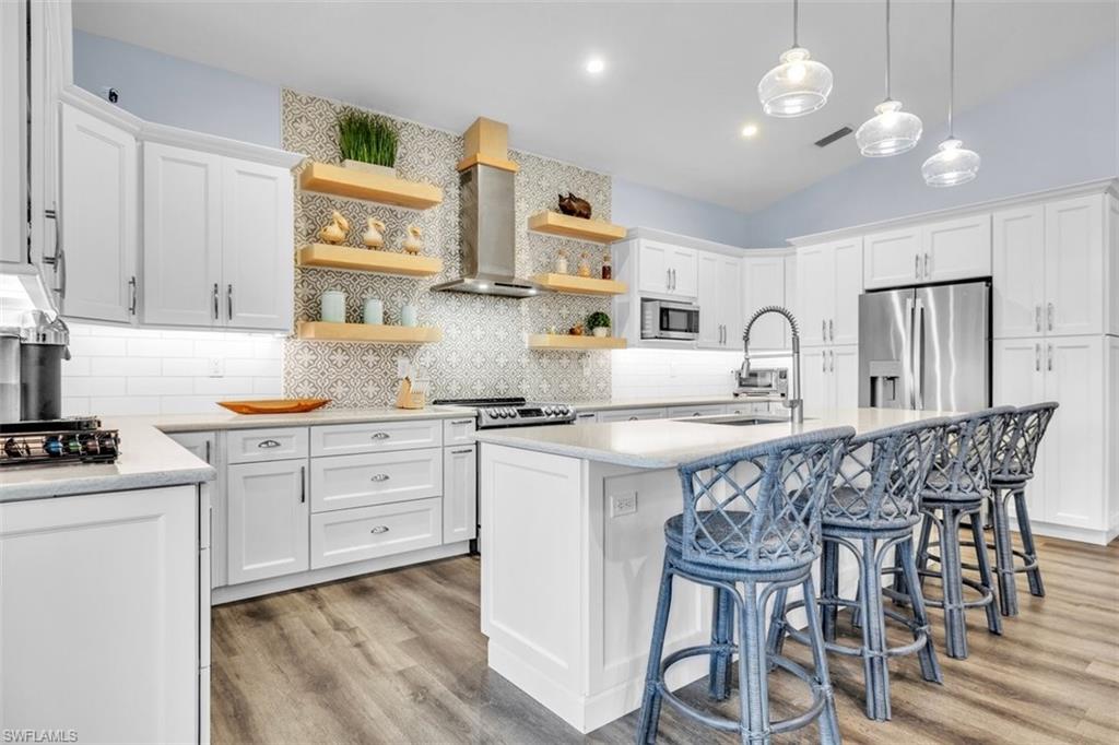 BELLE MEADE - Residential