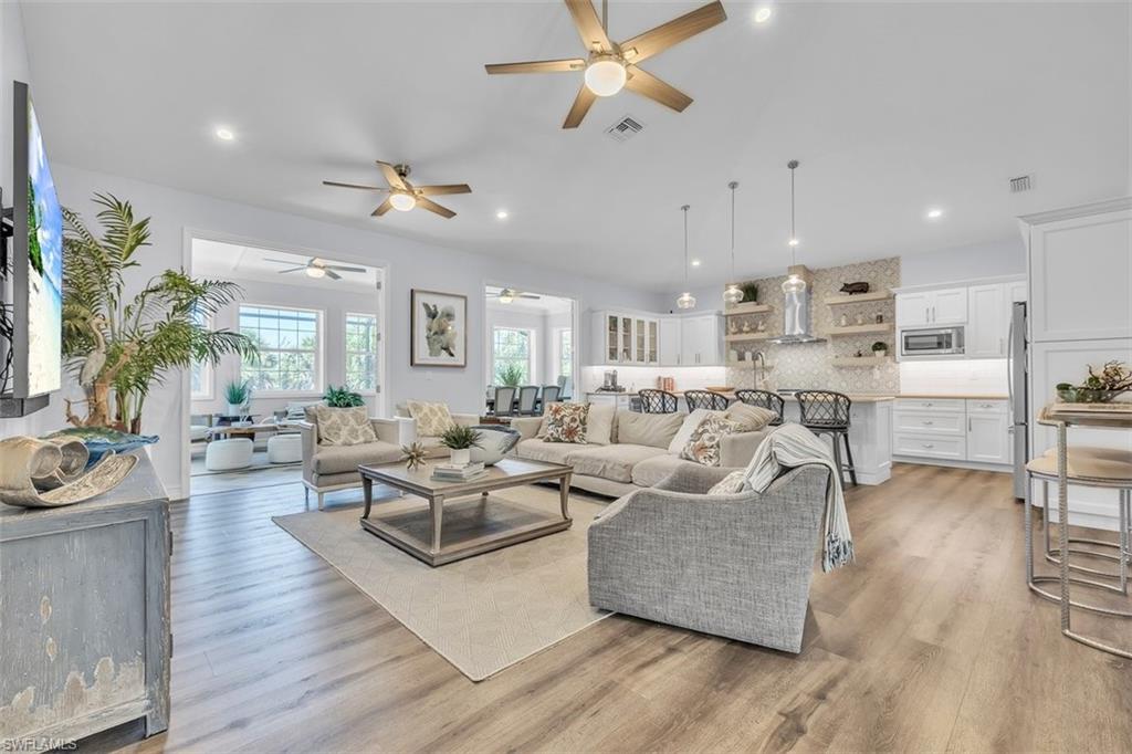 BELLE MEADE - Residential