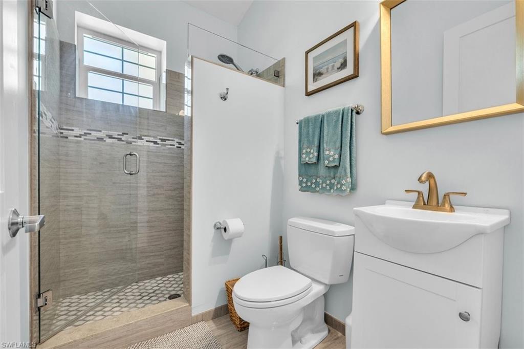 BELLE MEADE - Residential