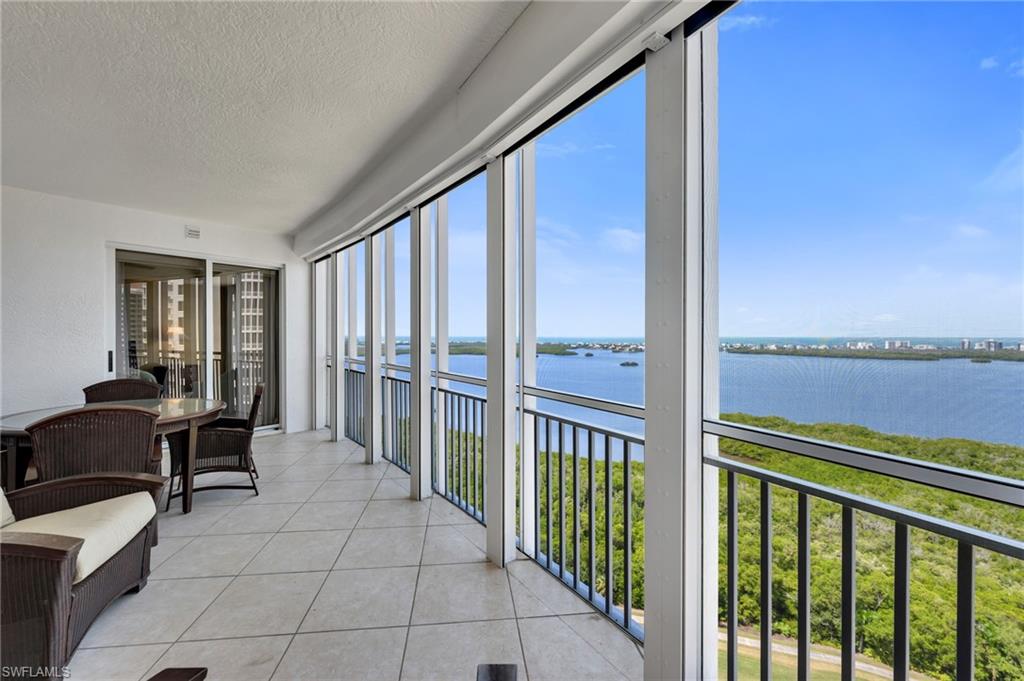 ESTANCIA - Residential