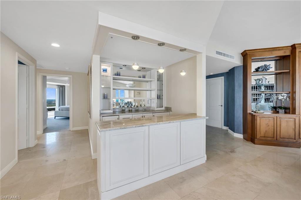 ESTANCIA - Residential