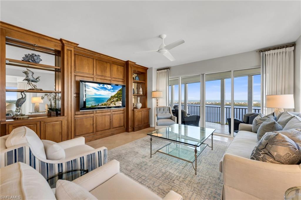 ESTANCIA - Residential
