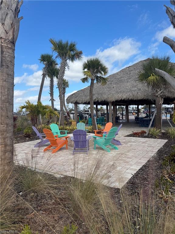 PALM BREEZE - Land