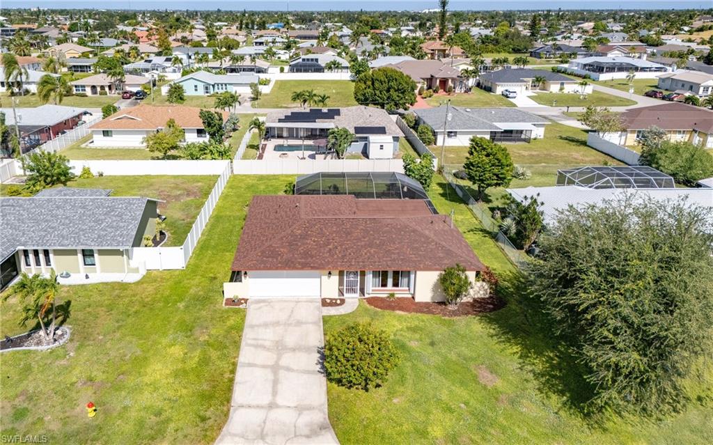 CAPE CORAL - Residential