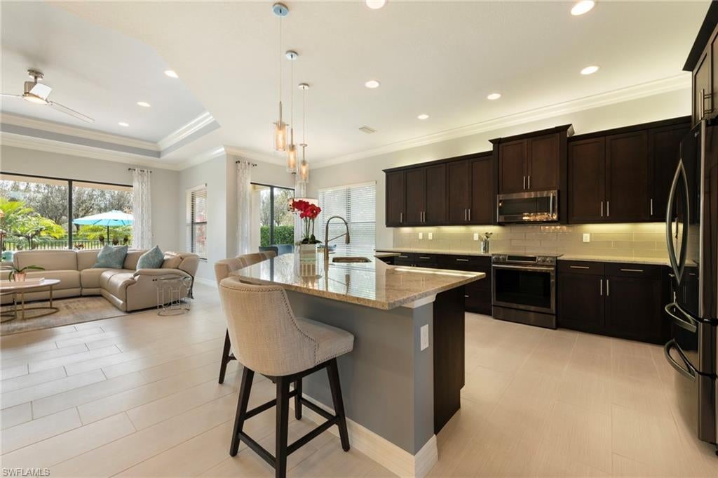 RIVERSTONE - Residential