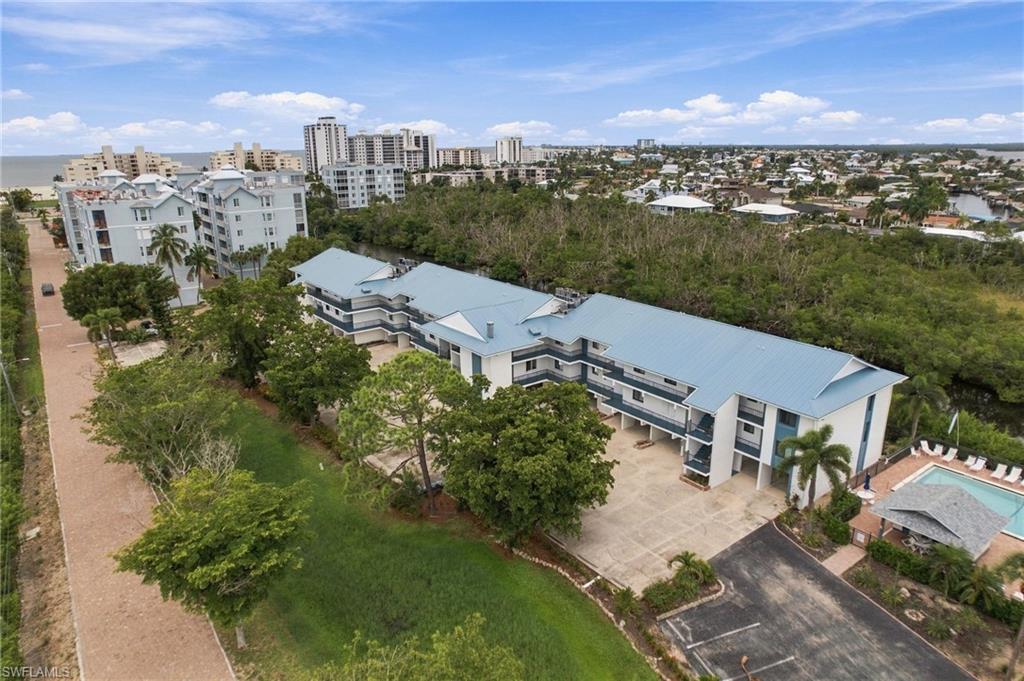 ADMIRALS BAY - Residential