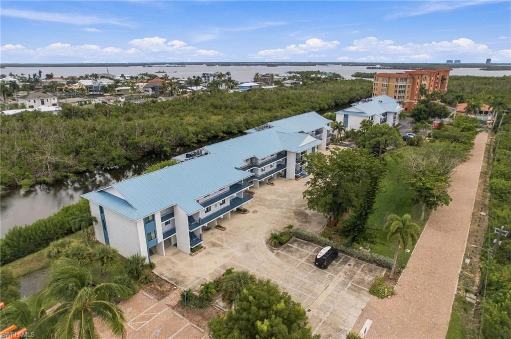 ADMIRALS BAY - Residential