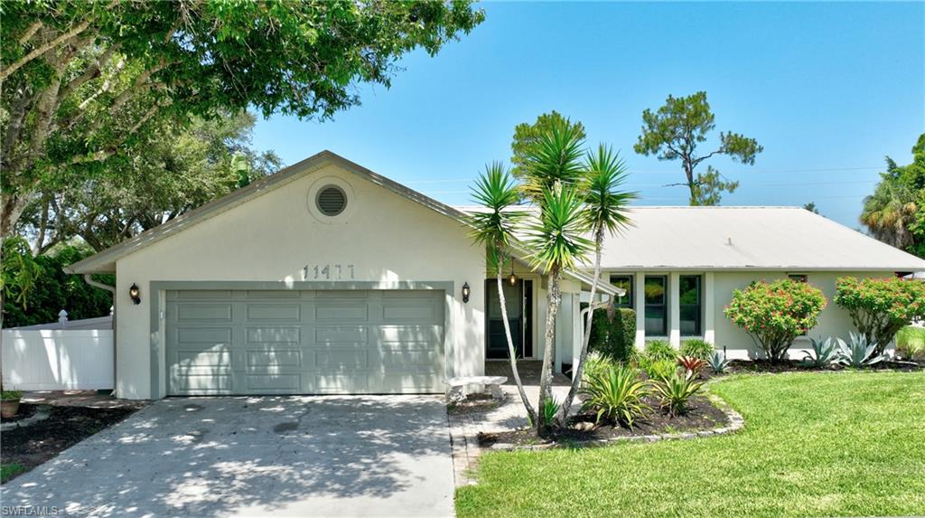 LONGSHORE LAKE - Residential