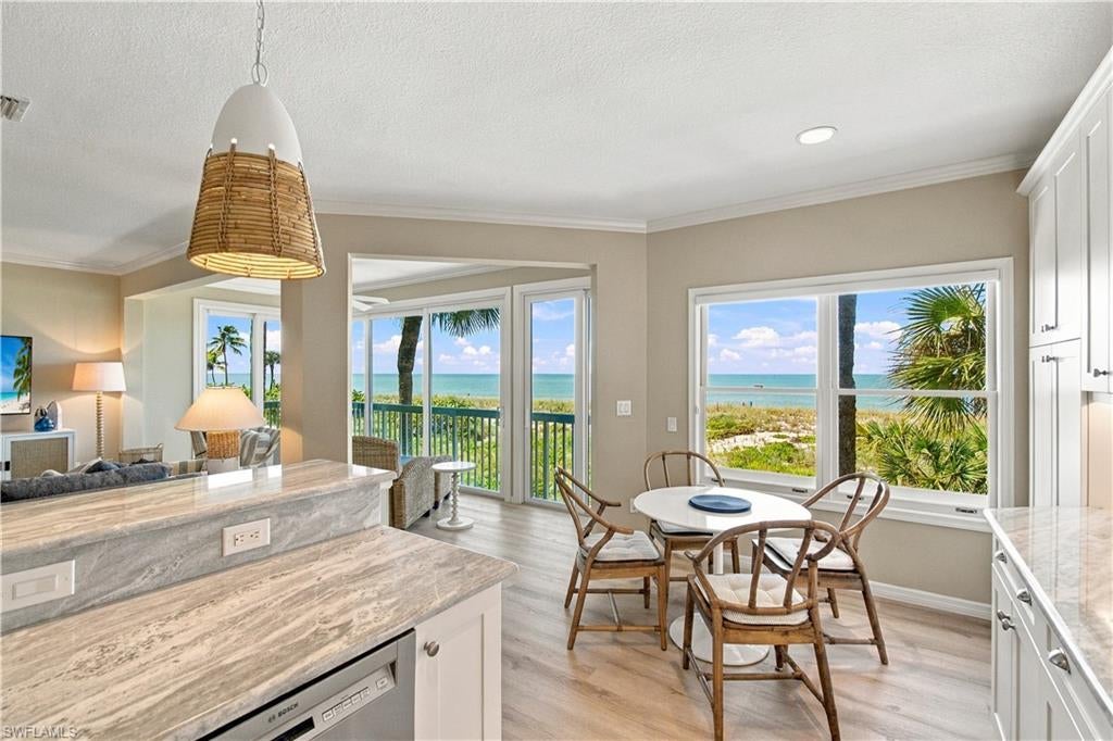 VILLAS AT BAREFOOT BEACH - Residential