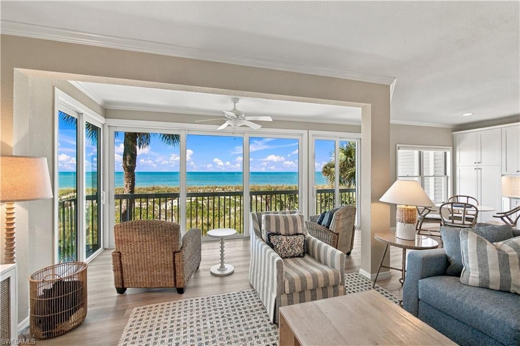 VILLAS AT BAREFOOT BEACH - Residential
