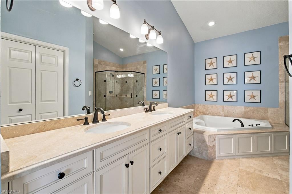 VILLAS AT BAREFOOT BEACH - Residential
