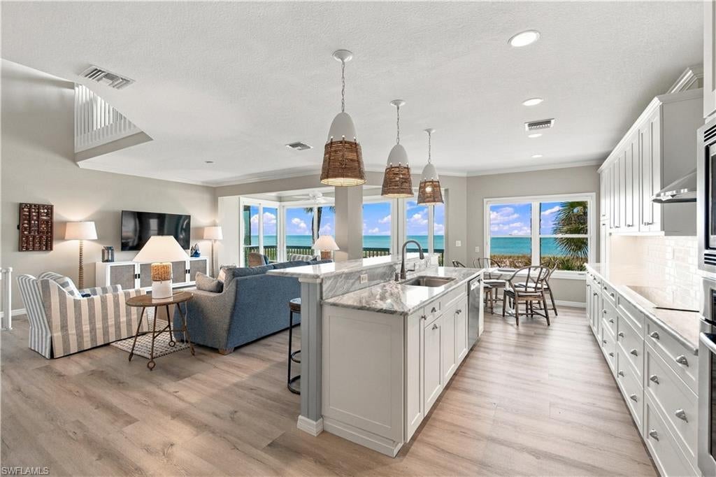 VILLAS AT BAREFOOT BEACH - Residential