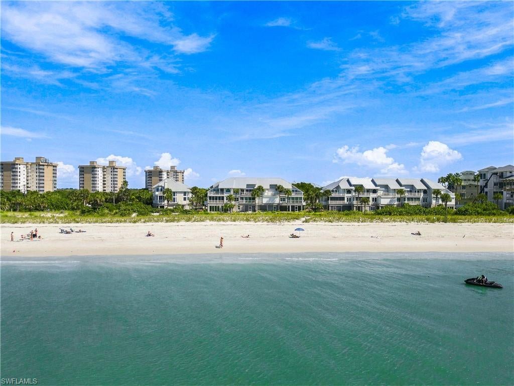 VILLAS AT BAREFOOT BEACH - Residential