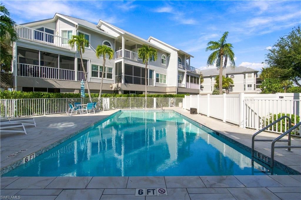VILLAS AT BAREFOOT BEACH - Residential