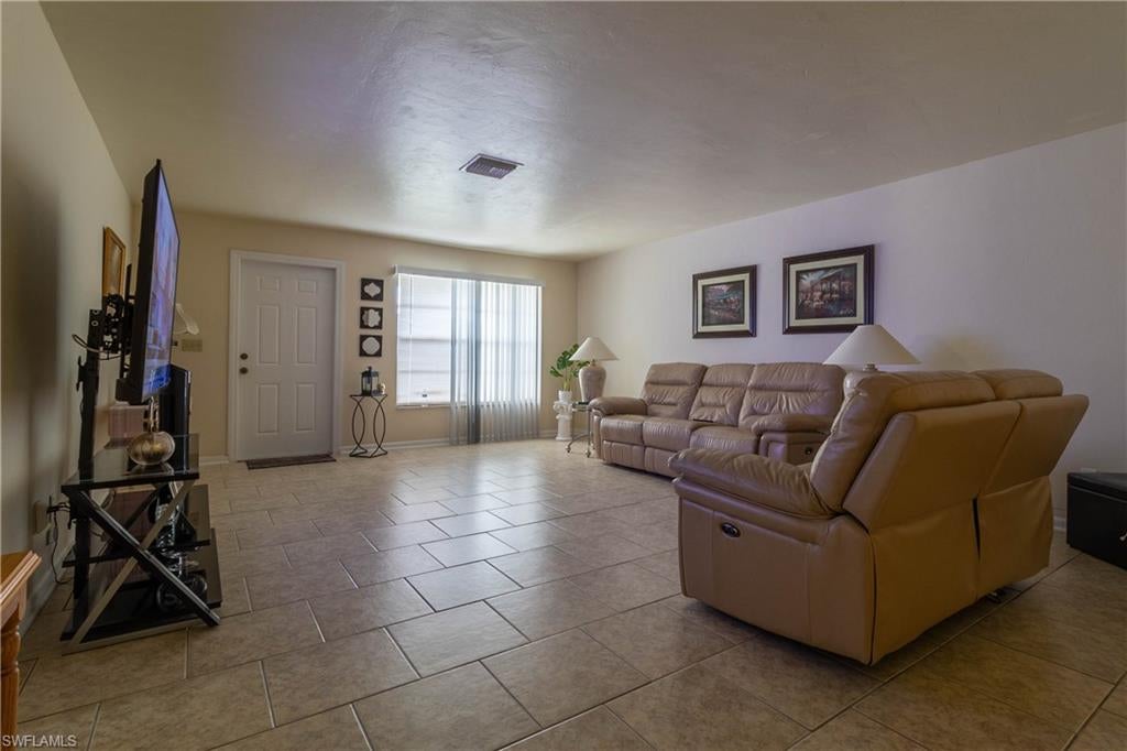 CAPE CORAL - Residential Income