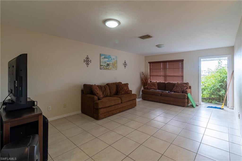 CAPE CORAL - Residential Income