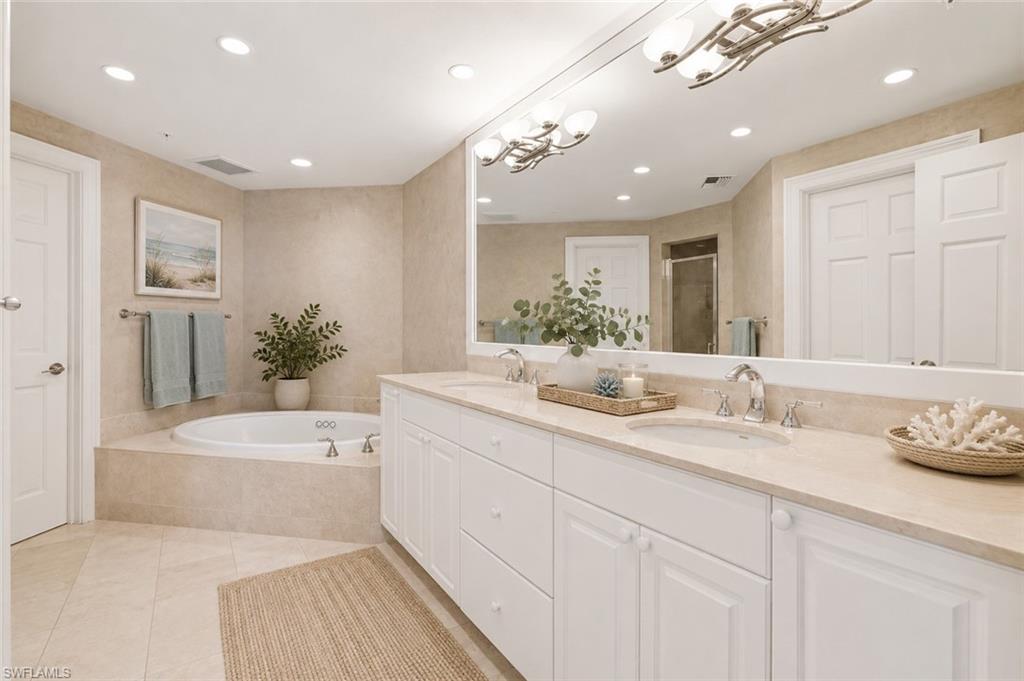 BAYPOINTE AT NAPLES CAY - Residential
