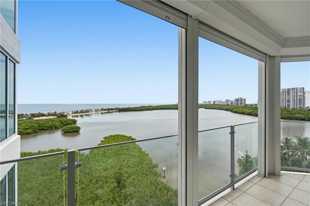 BAYPOINTE AT NAPLES CAY - Residential
