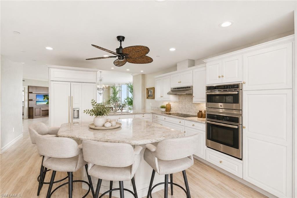 BAYPOINTE AT NAPLES CAY - Residential