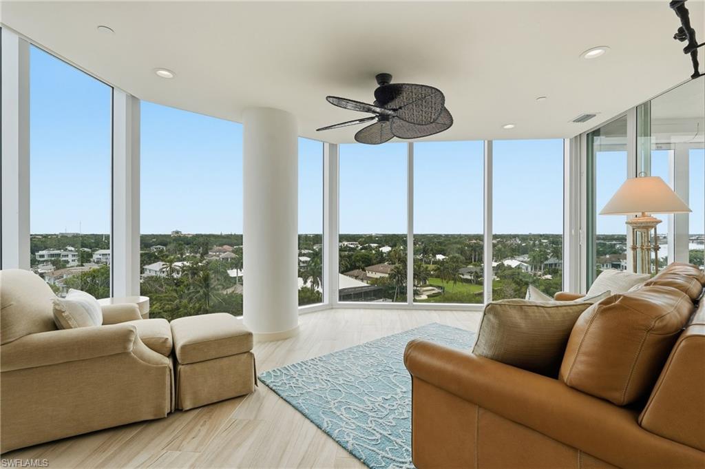 BAYPOINTE AT NAPLES CAY - Residential