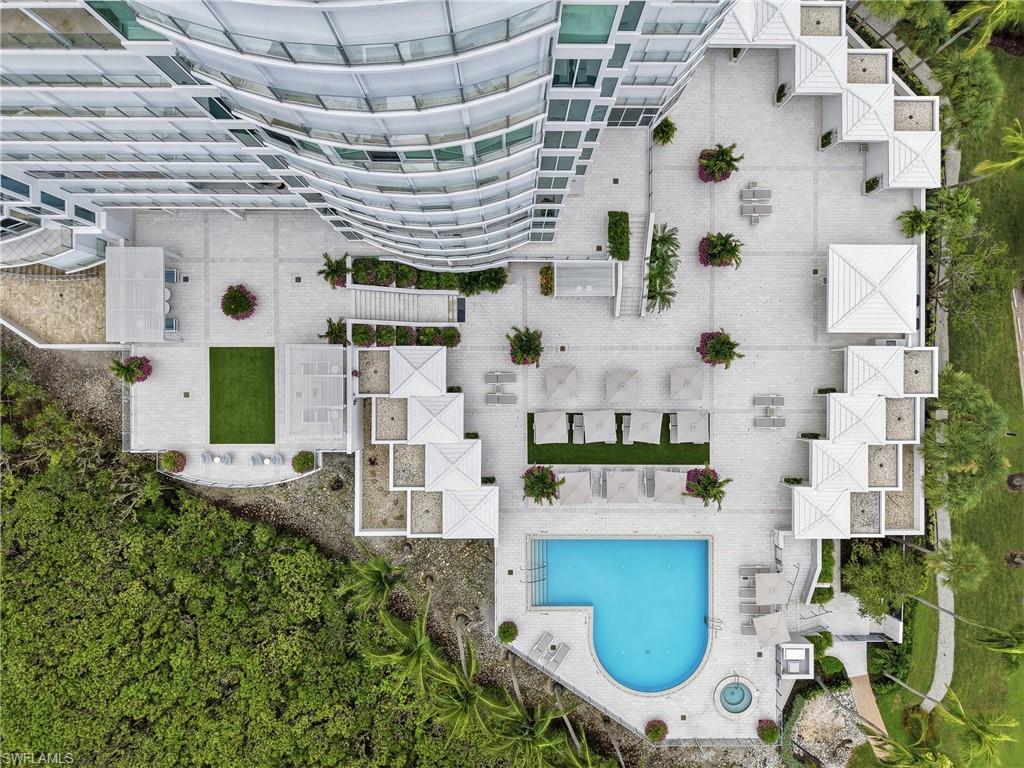 BAYPOINTE AT NAPLES CAY - Residential