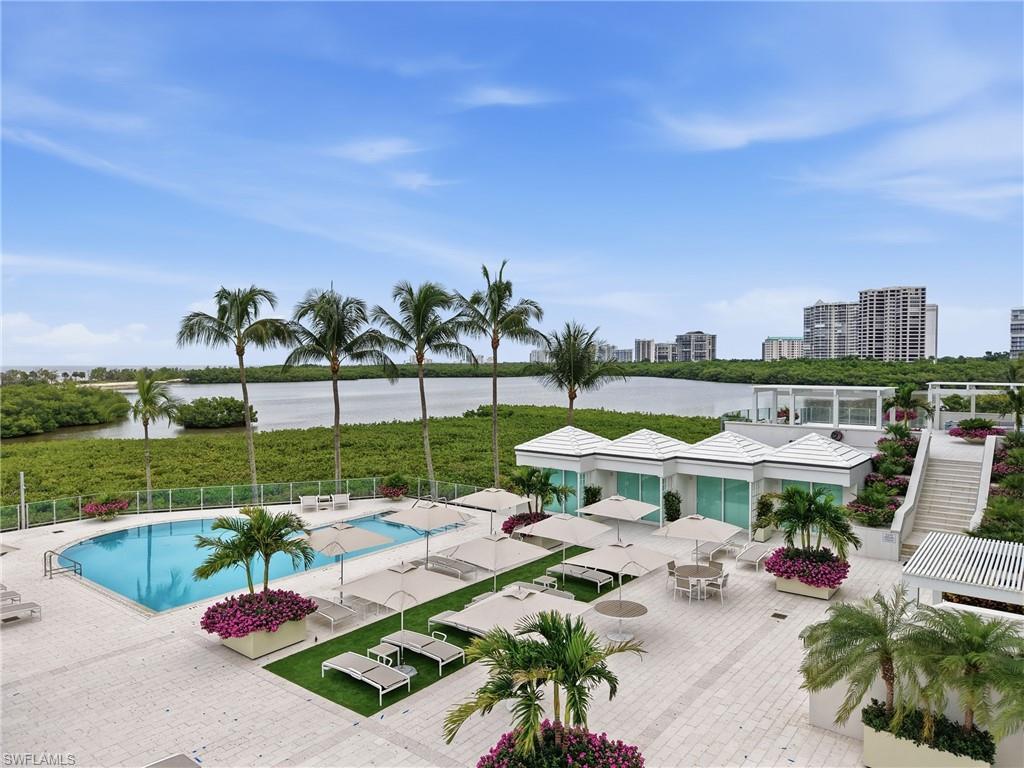 BAYPOINTE AT NAPLES CAY - Residential