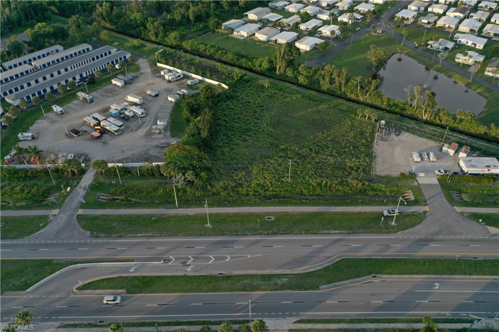 NORTH FORT MYERS - Land
